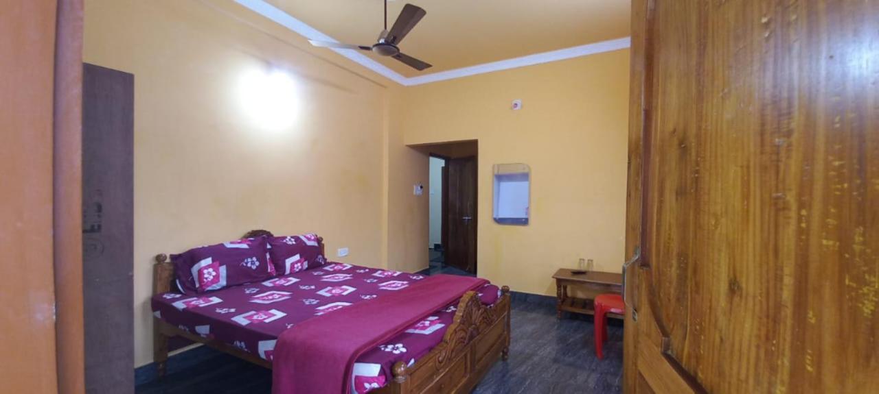 Goroomgo Neelachal Holiday Nibasa Puri Near Sea Beach Area - Perfect Location With Excellent Service Awarded Exterior foto